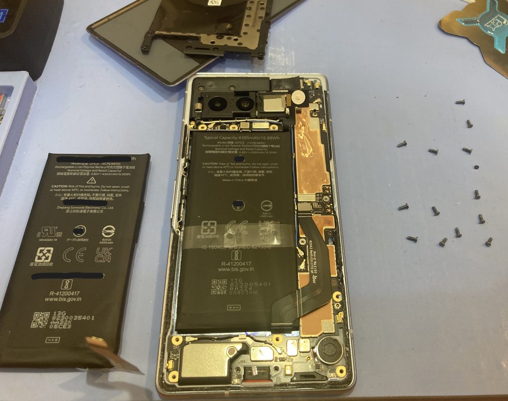 Google Pixel 6a 128GB バッテリー交換済み Google Pixel 6a】ピクセルのバッテリー交換は即日対応ですが、6aは